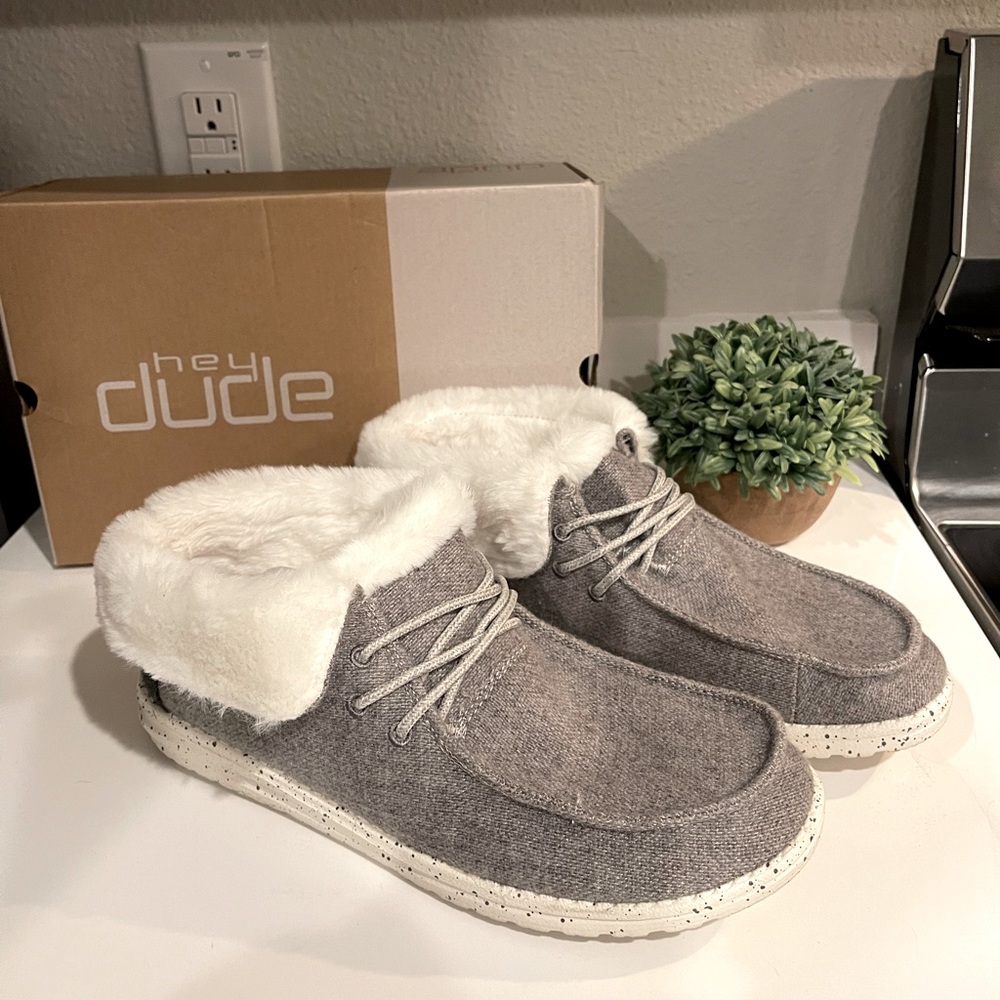 Hey Dude’s Britt Charcoal ❄️